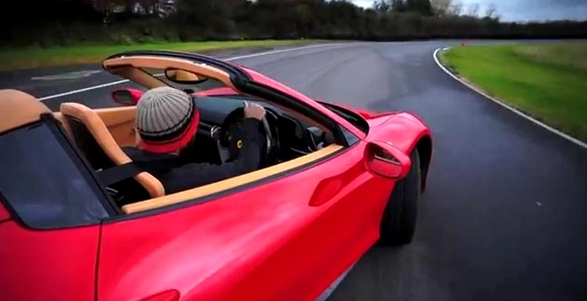VIDEO: Chris Harris conduce flat-out pe circuit un Ferrari 458 Spider!