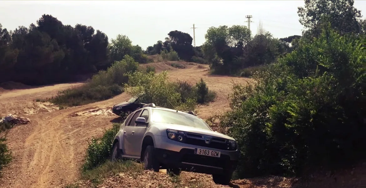 Ce mai ştie să facă Dacia Duster în off road. 5 x VIDEO