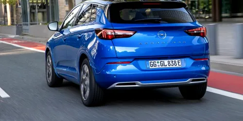 Opel optimizează șasiul GSe utilizat pentru mai multe modele axate pe performanță