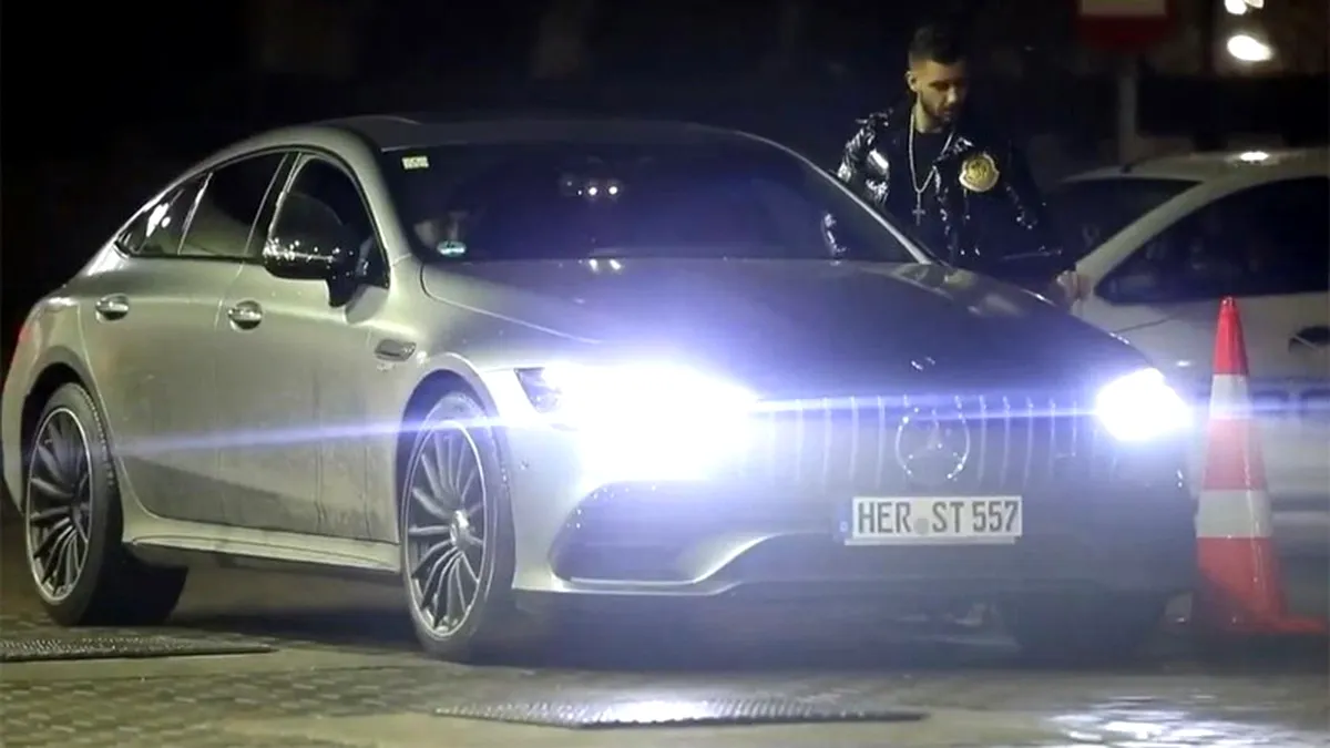 Un polițist din București și-a luat un Mercedes care valorează cât salariul lui pe 10 ani