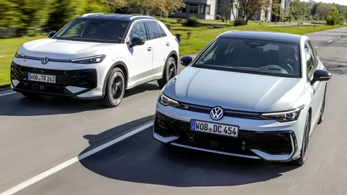 Volkswagen lansează Golf și T-Roc full-hybrid. Cele mai vândute modele ale mărcii intră într-o nouă etapă de electrificare