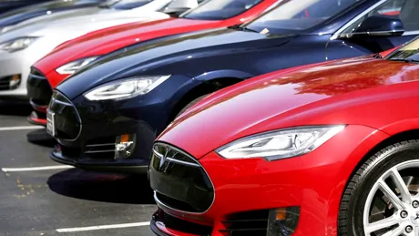Un german pretinde că deține controlul a 25 de modele Tesla din toată lumea