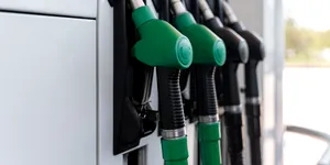 Amenzi de 1,5 milioane de lei pentru benzinării într-o zi. Neregulile găsite de ANPC