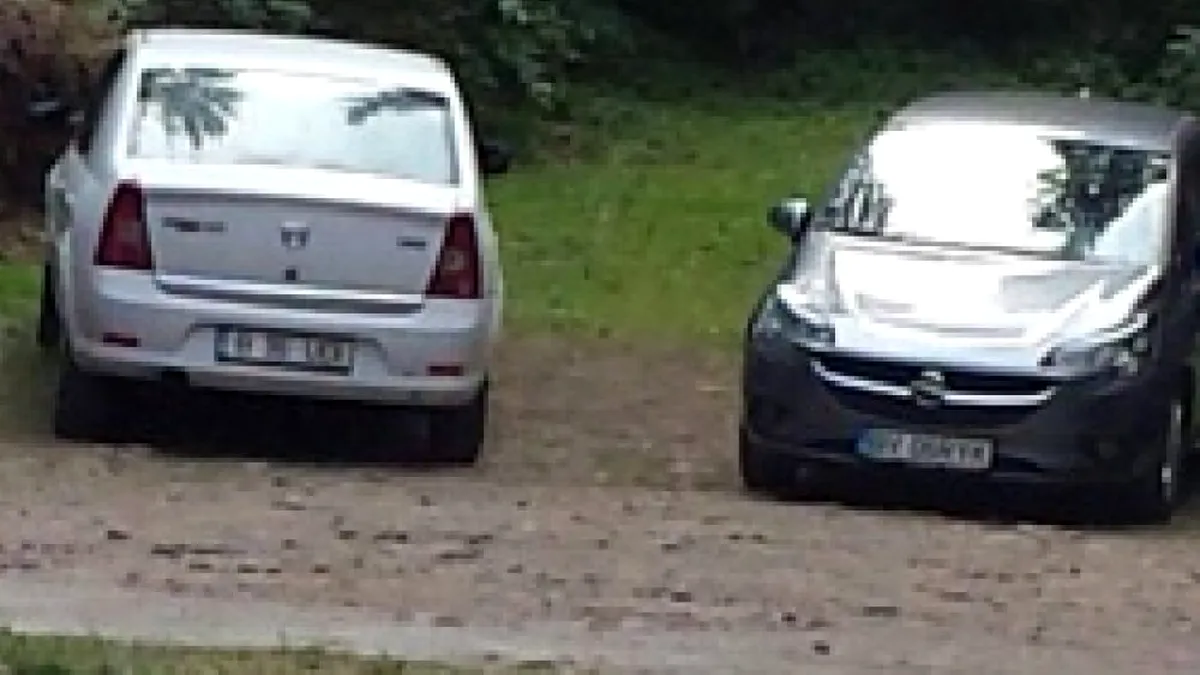 Cea mai nouă „tehincă” de spargere a maşinilor, aplicată într-o parcare din ROMÂNA - FOTO