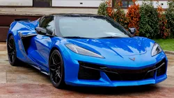 Noul Chevrolet Corvette vine oficial în România. Cine vinde supercar-ul american?