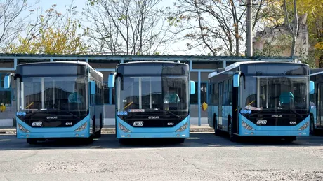 Primele autobuze turcoaz Otokar ies pe străzile din Bucureşti. Pe ce linii vor circula - GALERIE FOTO
