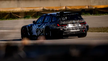 | Când glumele devin realitate: BMW va concura cu un M3 break la cursa de 24h de la Nürburgring