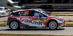 Adrian Teslovan câștigă Trofeul Mihai Leu și urcă pe primul loc în Super Rally. Victorie categorică la Hunedoara