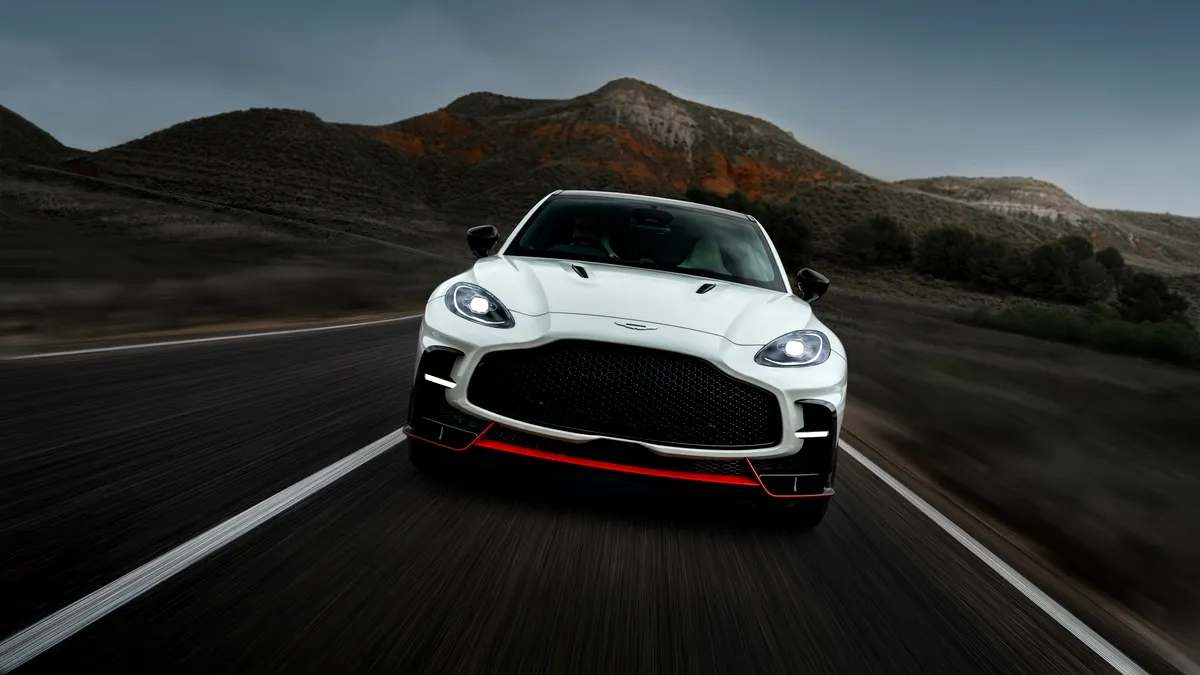 Aston Martin lansează SUV-ul DBX S - Noul flagship al gamei SUV-ului britanic