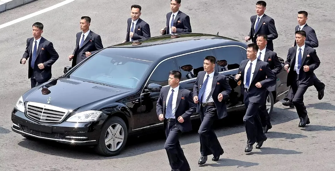 Uimitoarea călătorie a maşinilor Maybach blindate primite de Kim Jong Un