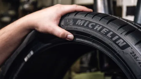 Michelin închide două uzine iar cel puțin 1.200 de angajați vor fi disponibilizați
