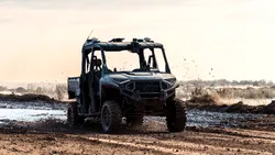 Primele vehicule terestre autonome americane luptă în Ucraina. La ce este folosit modelul Forterra Lancer?