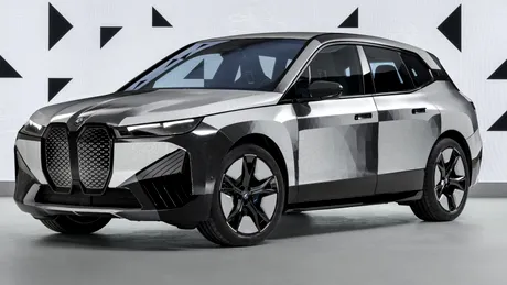 VIDEO: cum își schimbă un BMW iX culoarea în fracțiuni de secundă