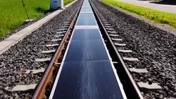 O companie elvețiană a transformat șinele de tren în surse de energie. Ideea care prinde tracțiune în tot mai multe țări