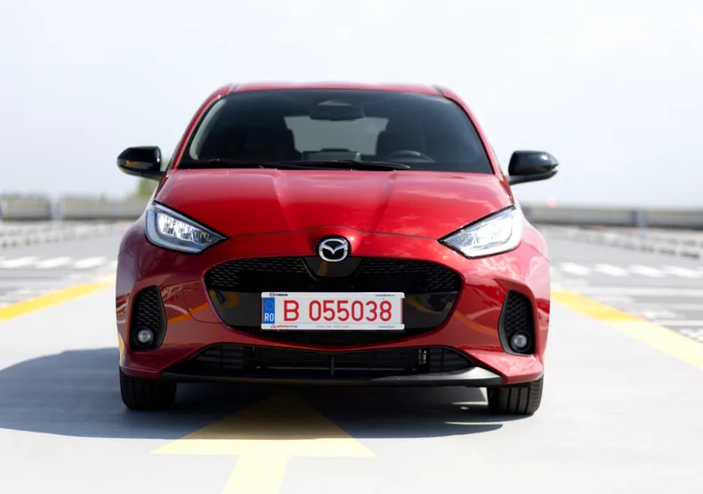 Test Drive cu noua Mazda2 Hybrid – Alegerea ideală pentru mediul urban