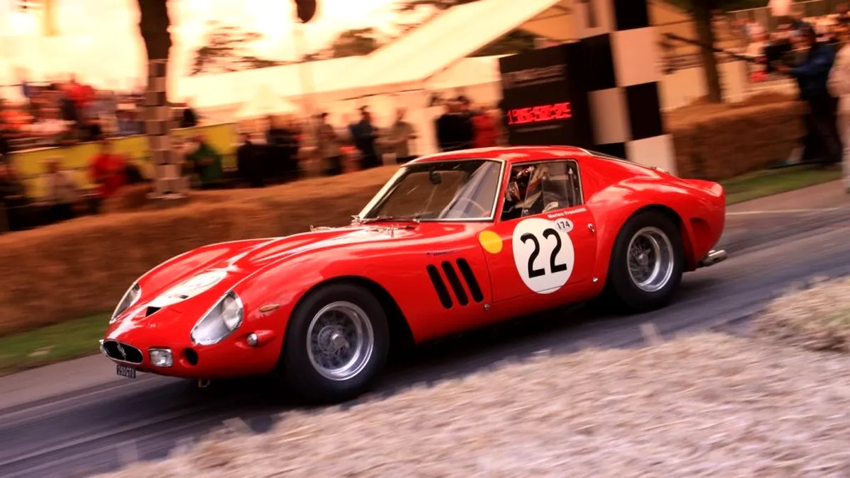 Record mondial: Ferrari 250 GTO, vândut pentru 52 de milioane de dolari