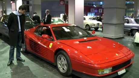 Modelul Ferrari Testarossa deţinut de Alain Delon s-a vândut cu 171.500 euro