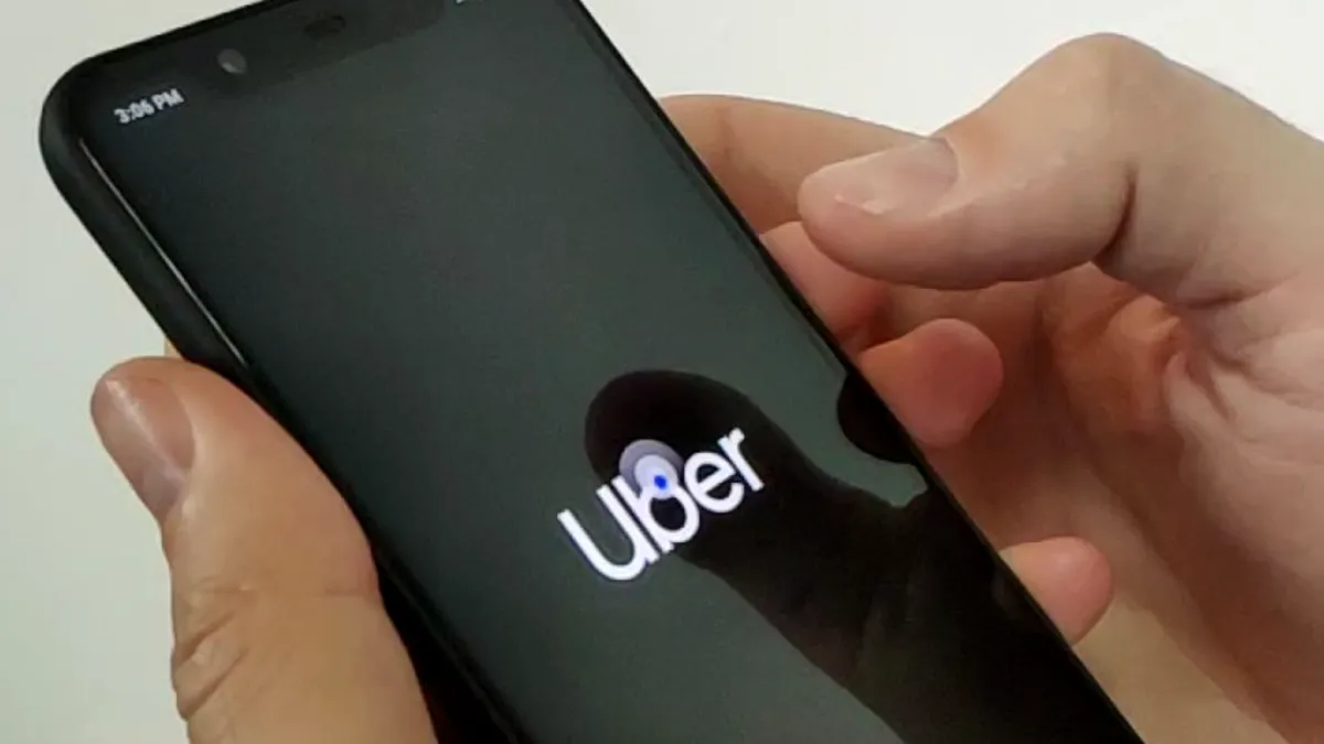 Termenul limită de autorizare a şoferilor de ridesharing a expirat la 1 noiembrie. Ce amezi riscă cei care circulă ilegal?