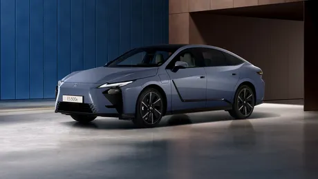 Noul Lexus ES ajunge și în Europa. Va concura cu BMW Seria 5 și Mercedes-Benz Clasa E