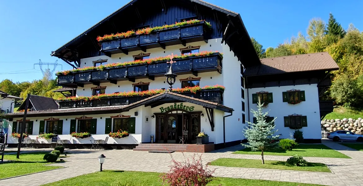 De ce merita sa faci popas la restaurant Brandeberg Brașov ?