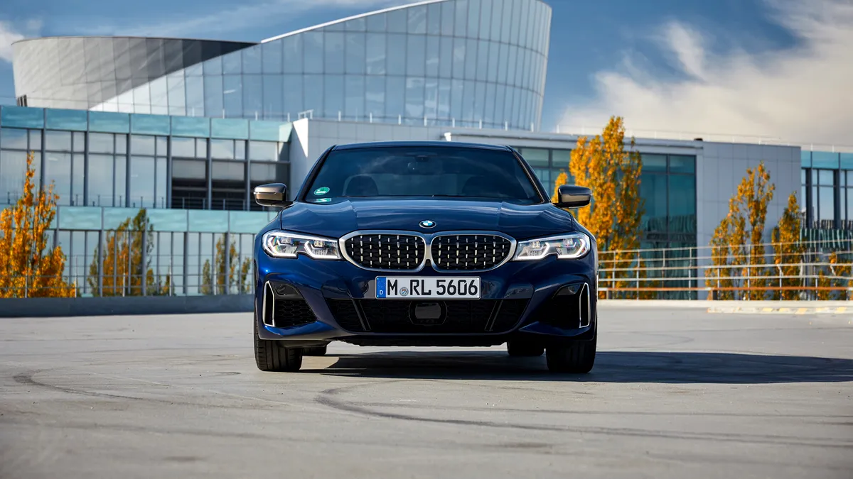 Noile BMW M340d xDrive Sedan şi BMW M340d xDrive Touring - Informații și fotografii oficiale