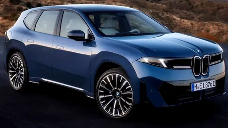 Mașina care îți plătește curentul: BMW iX3 și noul sistem V2G