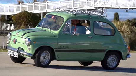 Testul elanului cu o mașină construită acum 50 de ani. A fost comparată cu Dacia Spring