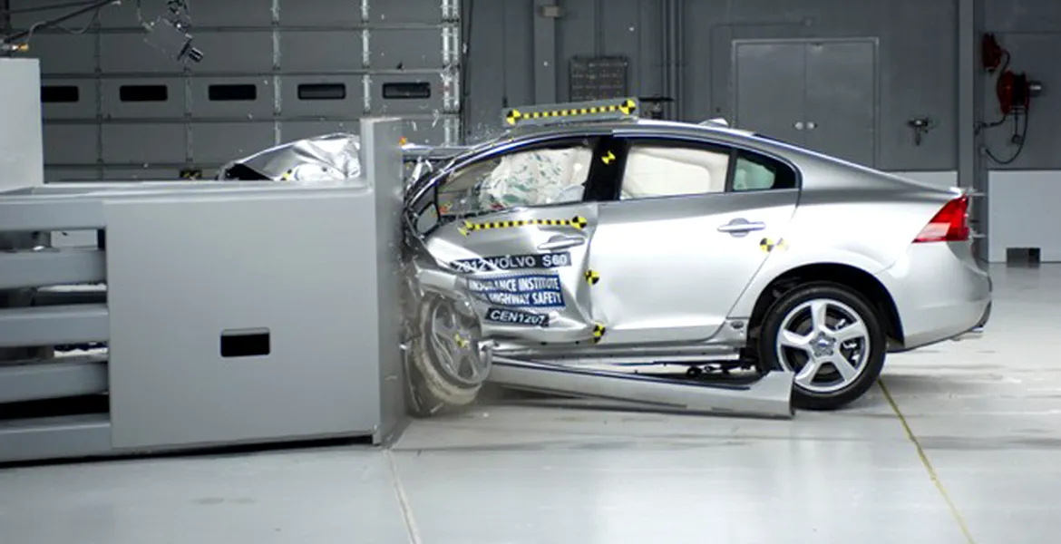 VIDEO: americanii vor crash-test frontal mai dur