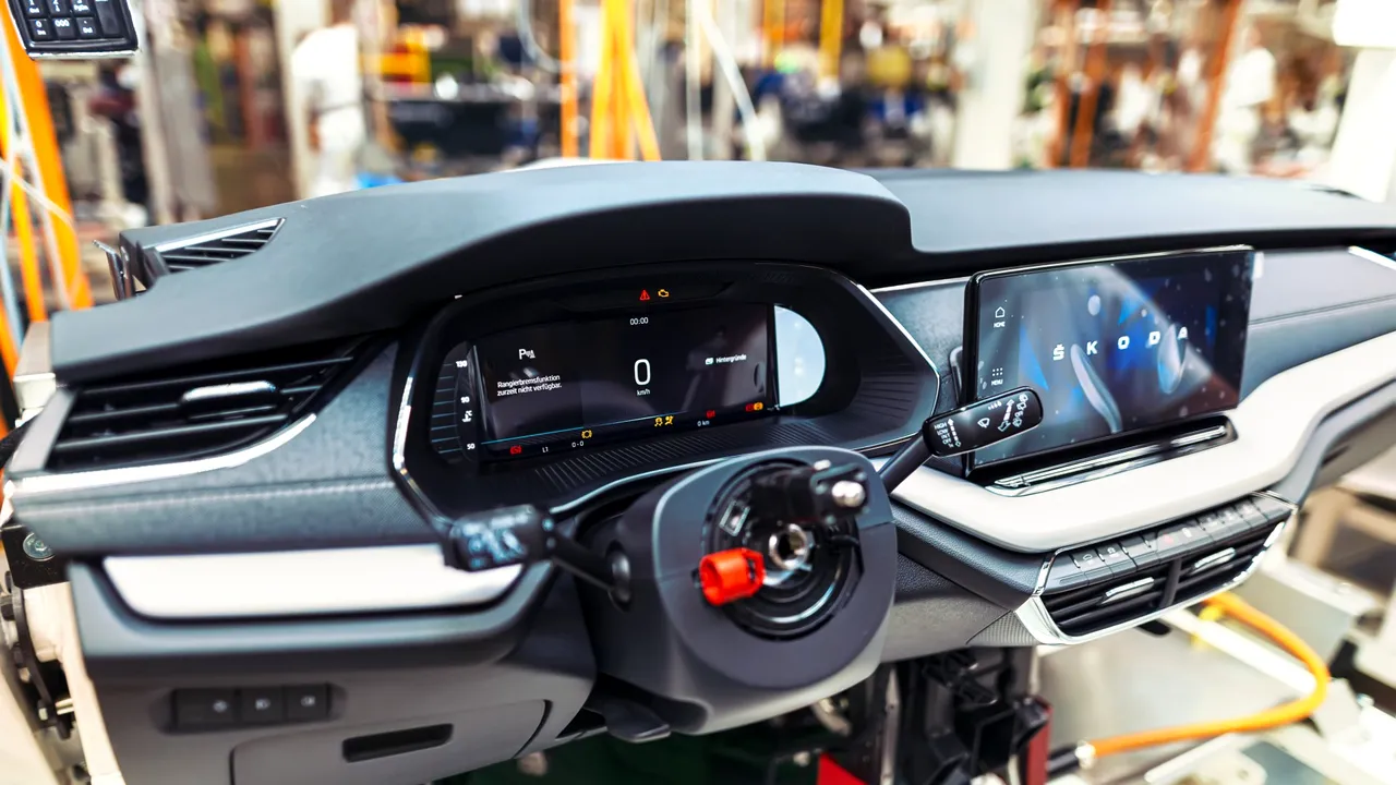shutterstock-volkswagen-penurie-componente-electronice-002 