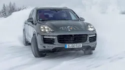 <span class='prepend'>Foto |</span> Te-ai gândit vreodată că va exista o camionetă Porsche Cayenne? Una este de vânzare în Noua Zeelandă