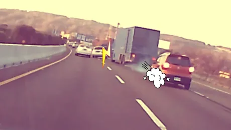 VIDEO: Când camioanele se răstoarnă pe autostradă...