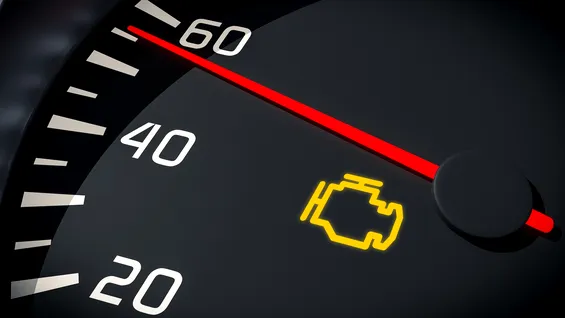 2025: Ce se întâmplă dacă ai Check Engine aprins în bord și te oprește Poliția?