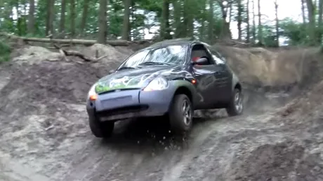 Ford Ka: oare se descurcă în off-road? VIDEO