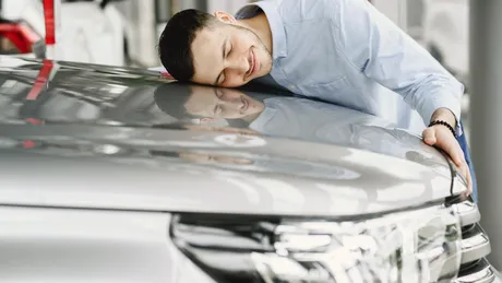 Mașină nouă la prețul de 1.000 de dolari? Un miliardar crede că automobilele vor ajunge să coste foarte puțin, în timpul vieții noastre