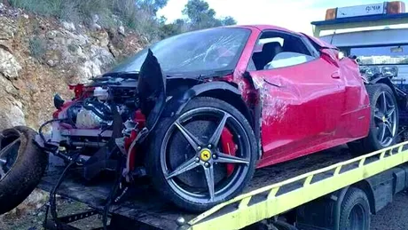 Cea mai scurtă cursă cu un Ferrari 458 Spyder, din showroom la... fier vechi