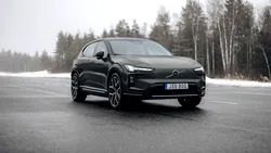 Volvo își actualizează tehnologia pentru mașini conectate. Poate avertiza alte mașini cu privire la pietoni sau lucrări, printre altele