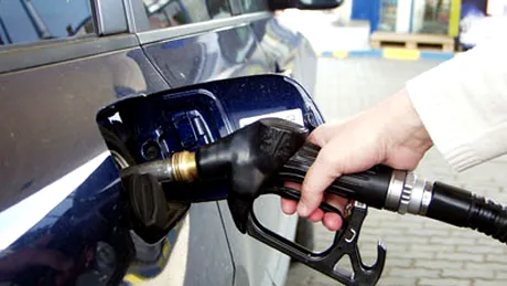 Petrom - ieftinirea benzinei şi a motorinei continuă