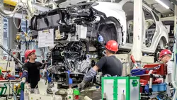 Canada ridică interdicția vânzării de mașini cu motoare cu ardere internă din 2035