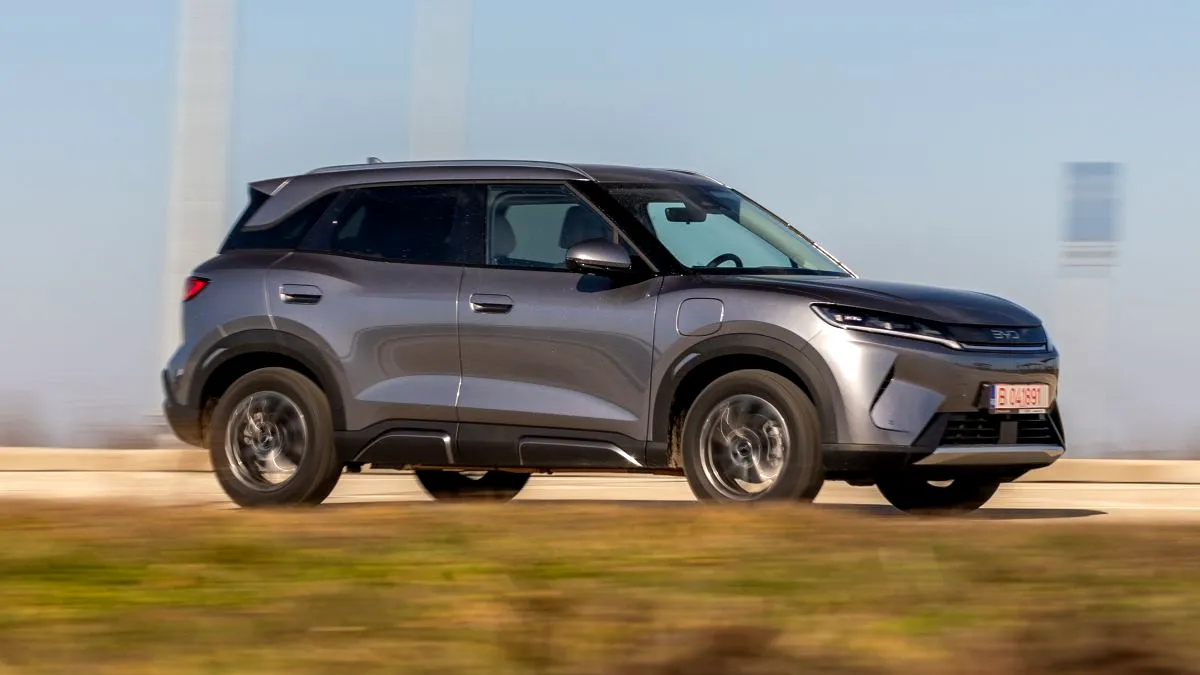 Mașinile electrice chinezești domină piața globală, dar sunt blocate în SUA. De ce americanii nu pot cumpăra modele BYD