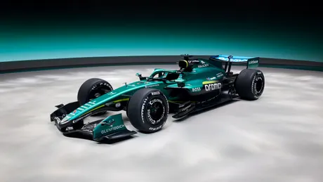 Foto | Aston Martin a prezentat monopostul său de Formula 1 pentru 2026. Primul proiectat în întregime de Adrian Newey și propulsat de motor Honda