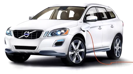 VIDEO: Volvo XC60 Plug-in Hybrid soseşte la Detroit