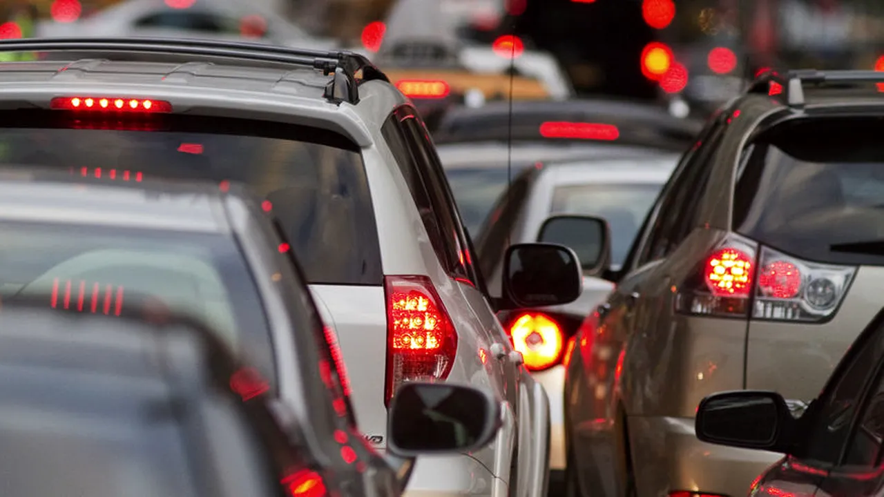 1-gallery-1444330260-gridlock-1015 