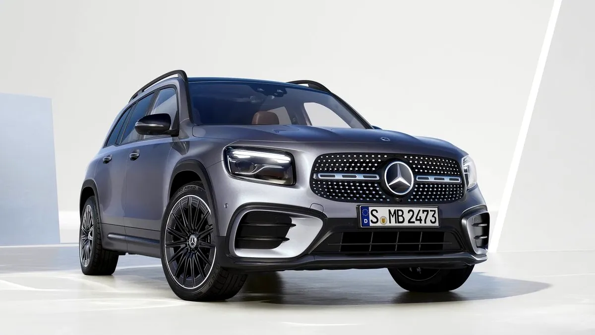 Prețuri pentru Mercedes-Benz GLB în România. SUV-ul compact poate fi configurat cu 7 locuri