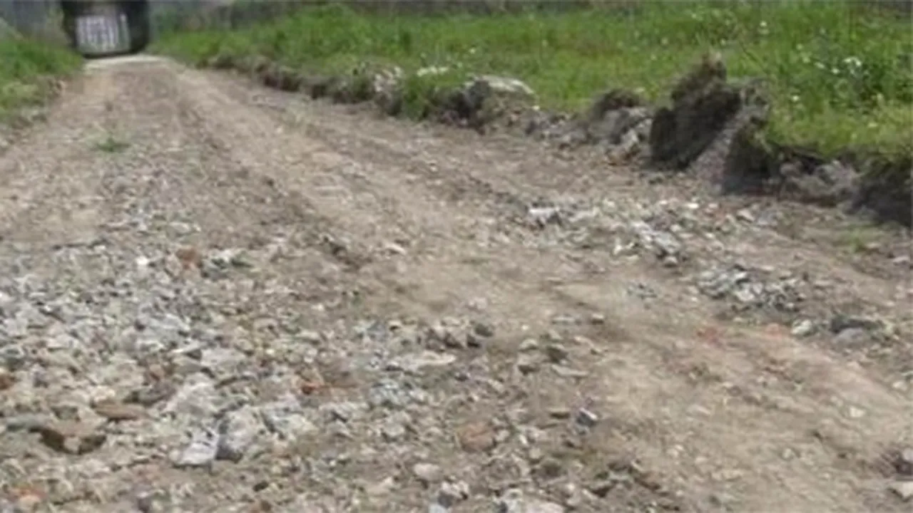 1-road-stolen 