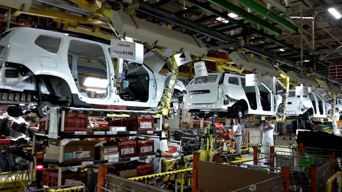 Dacia suspendă din nou activitatea la uzina de la Mioveni. Cât va fi oprită producția și care este motivul?