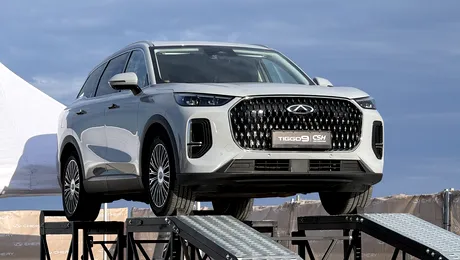 <span class='prepend'>Foto & Video |</span> Deznodământul experimentului Chery de la Constanța: Bateria de tracțiune a SUV-ului Tiggo 9 a funcționat fără probleme după 24 de ore sub apa mării