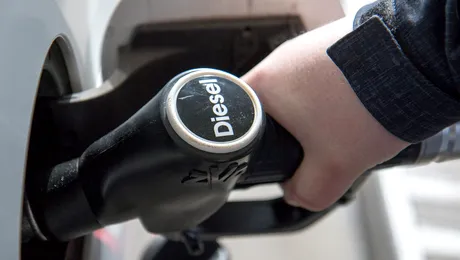 Prețul motorinei a ajuns la 10,40 lei pe litru. Bogdan Ivan cere controale la benzinării