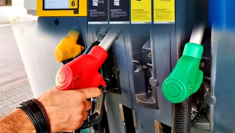 Mit sau adevăr: Carburantul premium reduce consumul mașinii? Diferența între motorină și benzină