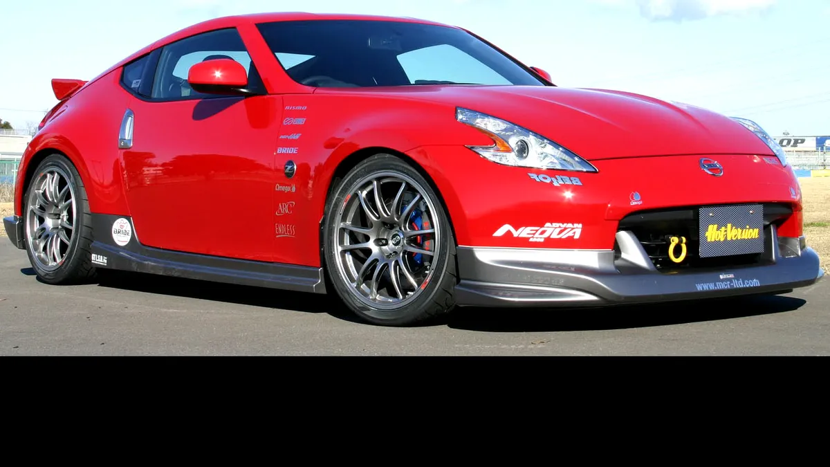 Nissan 370Z by Matchless Crowd Racing