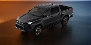 Toyota pregătește camioneta Hilux pentru propulsia pe hidrogen. Autonomia va fi de 400 de kilometri